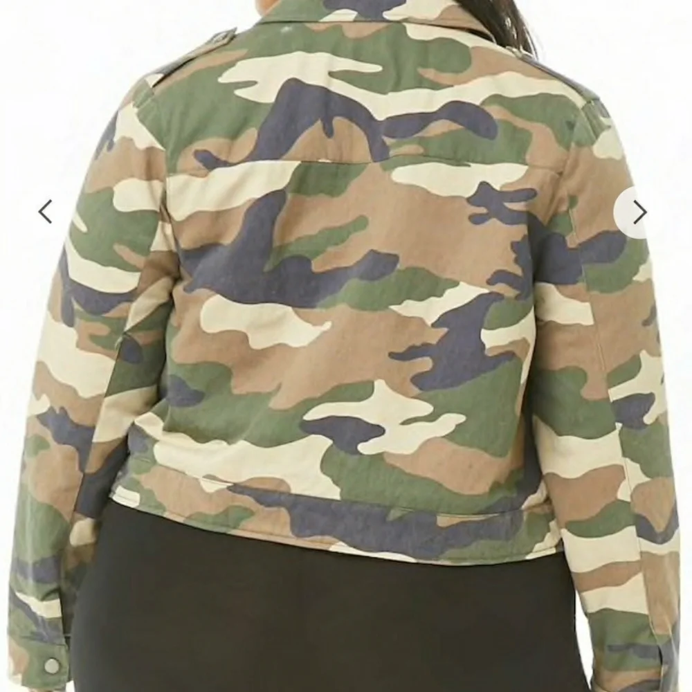 NWT Camo Cropped Forever 21 Jacket XXL - Picture 4 of 7